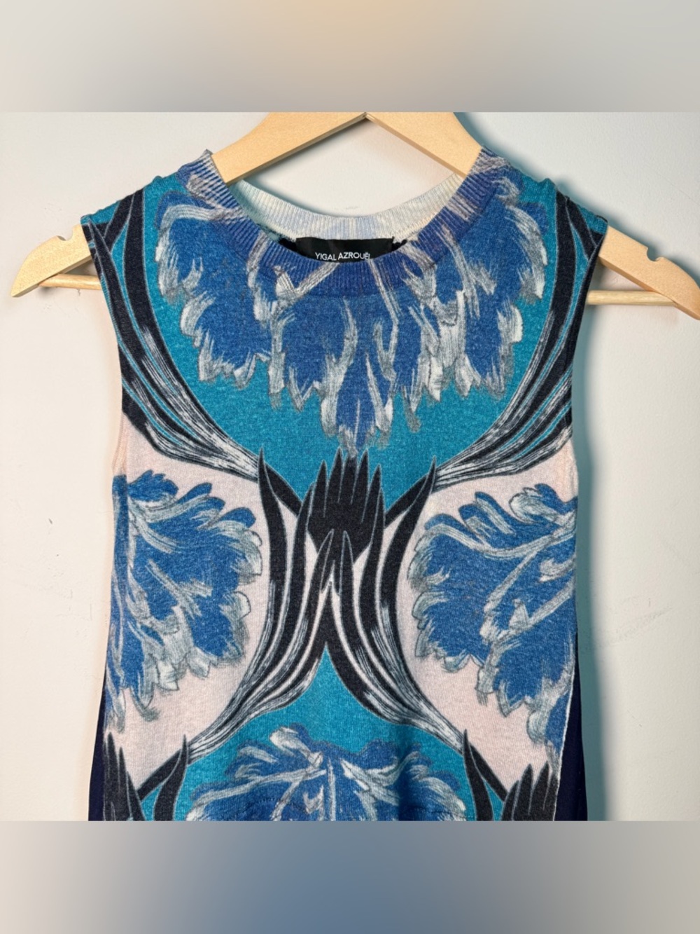 Yigal Azrouël Mixed Media Abstract Print Pleated Tank XS Navy Blue Silk Cashmere - Picture 2 of 9